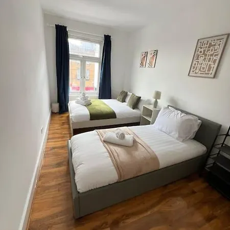 2 Bedroom Apartment Near Station London Exterior photo